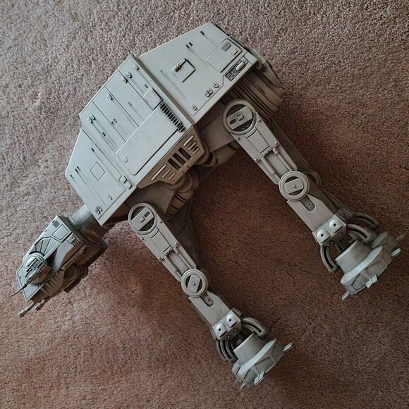 WOTC Star Wars AT-AT Imperial Walker Miniatures 2005 - Picture 5 of 12